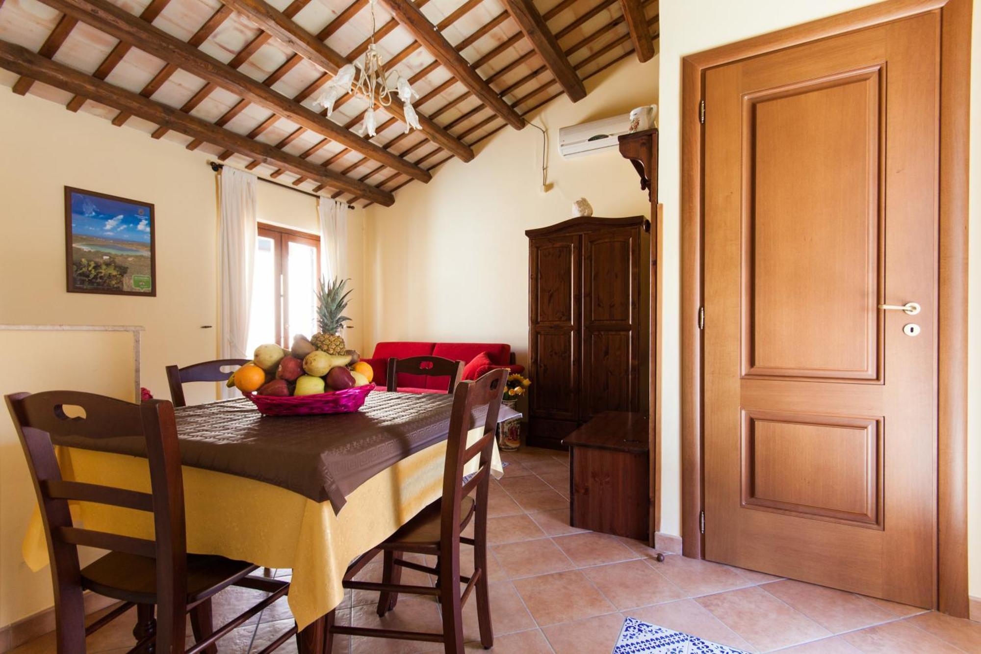Casa Vacanze S. Marco Valderice Rum bild
